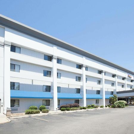 Baymont By Wyndham Texarkana Exterior foto