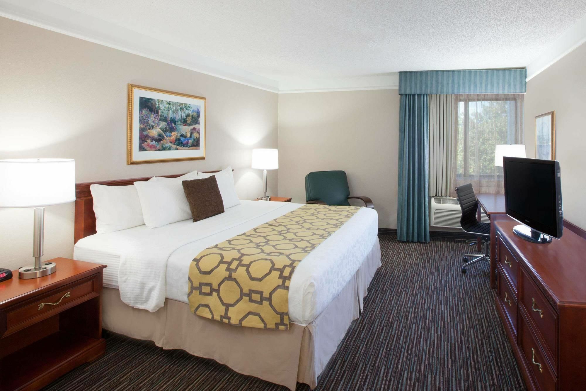 Baymont By Wyndham Texarkana Exterior foto